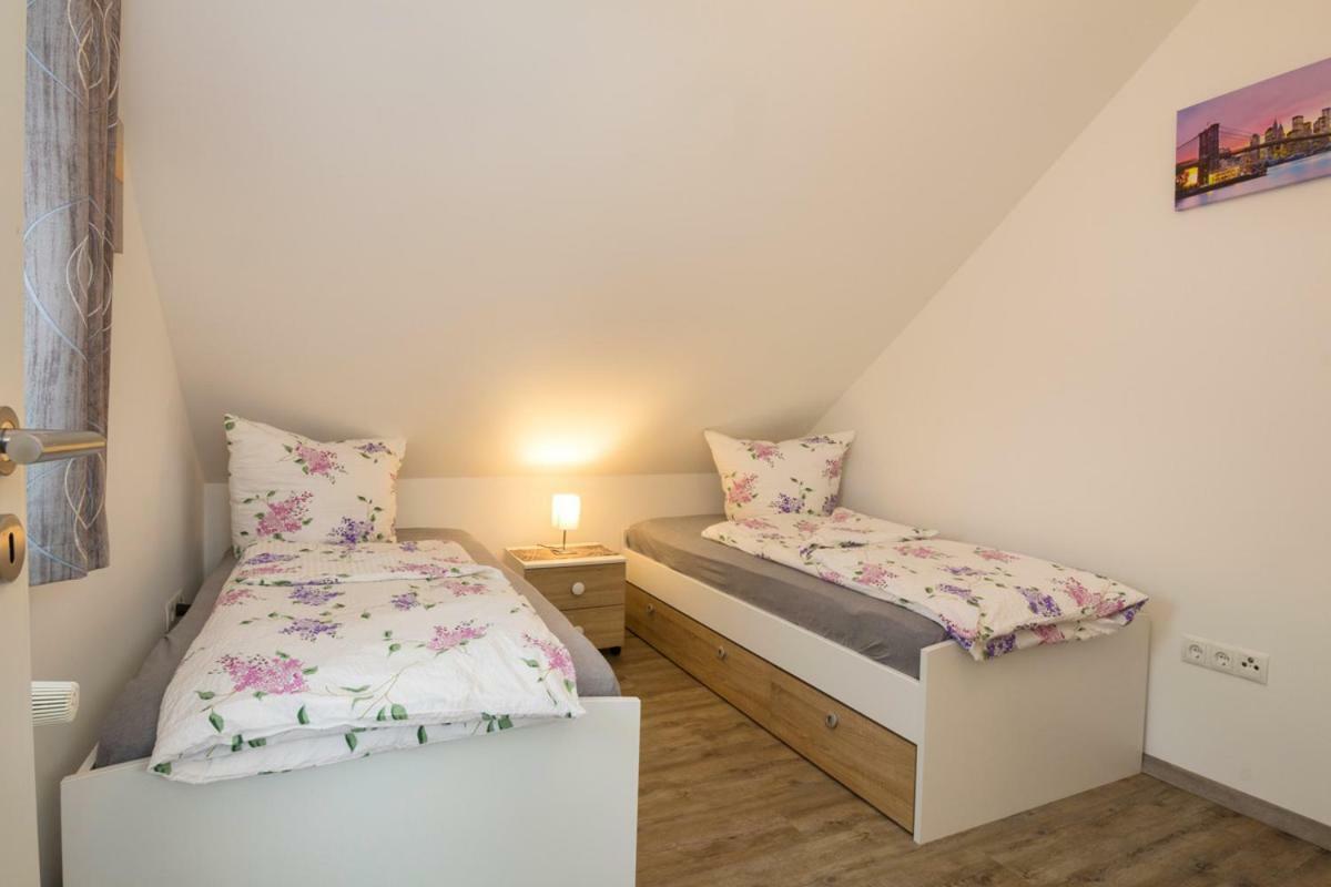 Apartment An Der Burg Namedy *